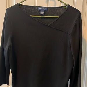 Ann Taylor women's sweater size XL. 3/4 sleeves